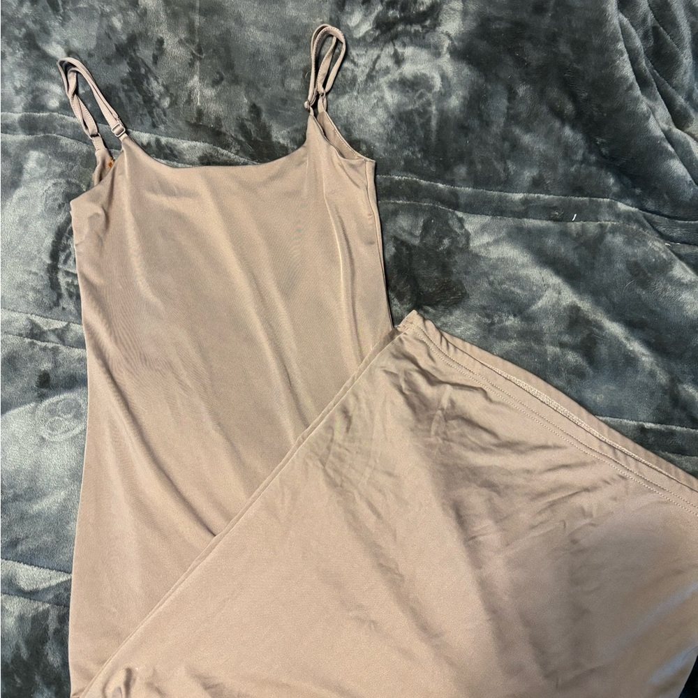 Aeropostale Women's Beige Midi Dress